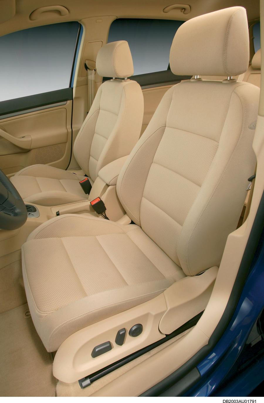  Volkswagen Golf 2004 года  (фото 163 из 170)
